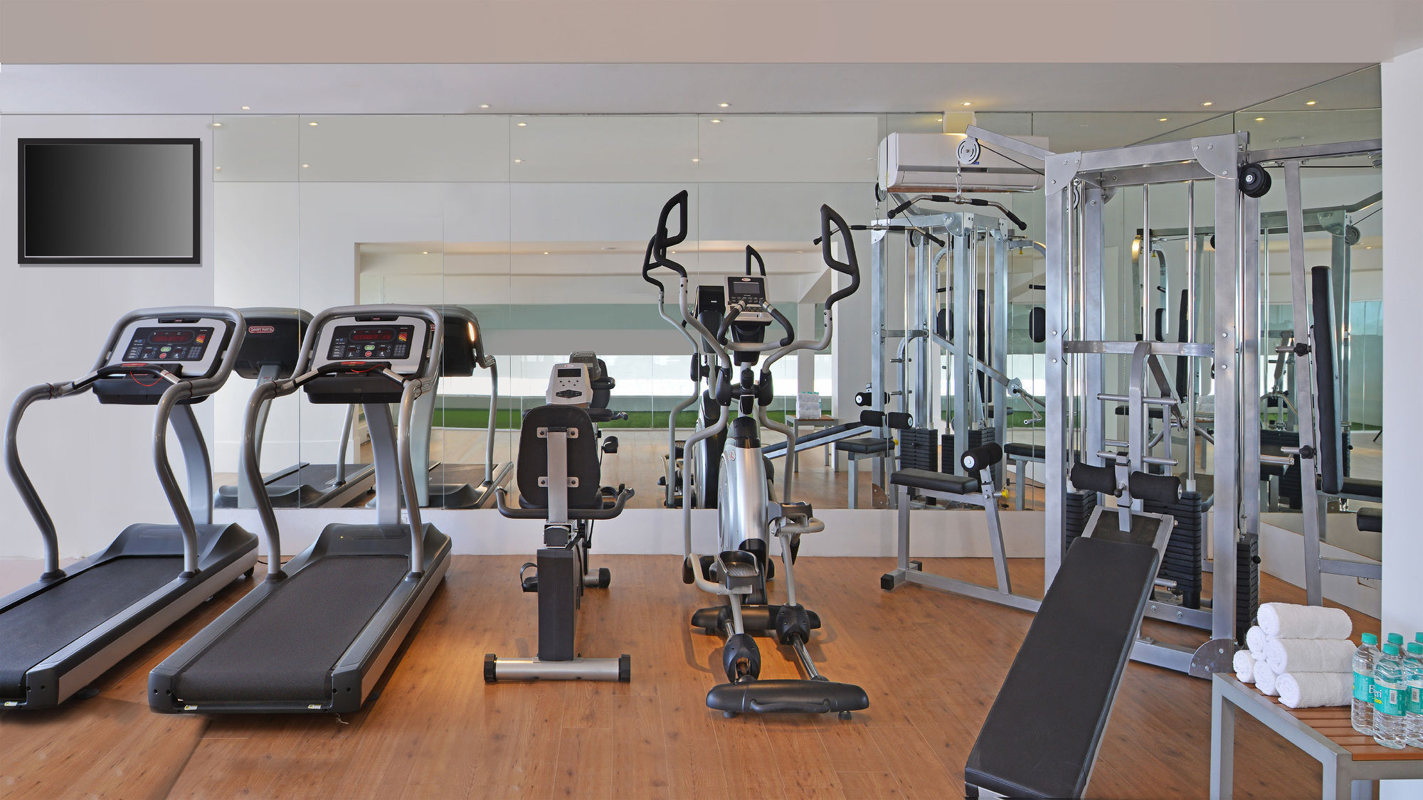 Country Inns & Suites By Radisson Manipal Exterior photo