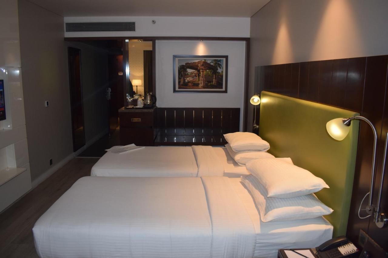 Country Inns & Suites By Radisson Manipal Exterior photo